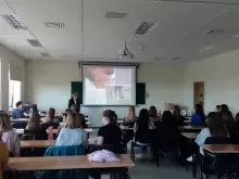 Marie Campagnaro giving lecture 2