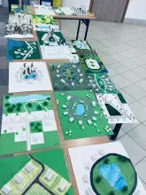 zdjęcie z wystawy prac studentów gospodarki przestrzennej 5