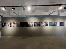 Prezentacja fotografii na wystawie - Magda Fedak