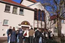 Wizyta studentów dziennikarstwa w synagodze