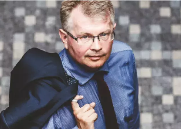 Artykuł prof. Tadeusza Dmochowskiego z okazji 50-lecia UG