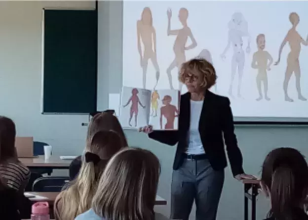O Meduzie, intymności, wilku i nie tylko - relacja ze spotkania z prof. Marnie Campagnaro