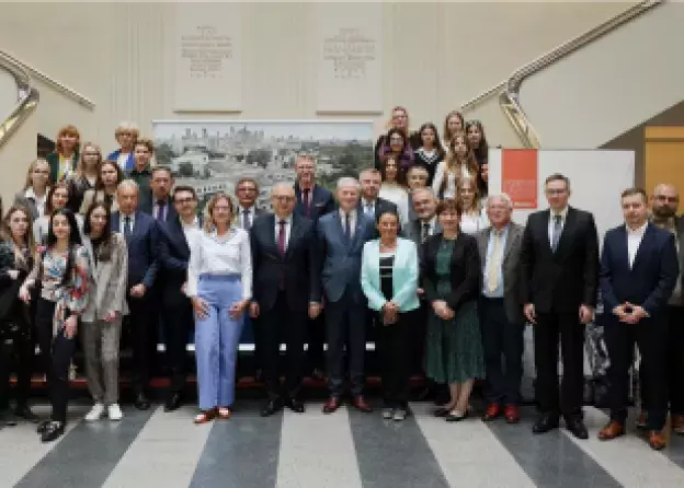 Posiedzenie Komisji Spraw Emigracji i Łączności z Polakami za Granicą Senatu RP z udziałem…