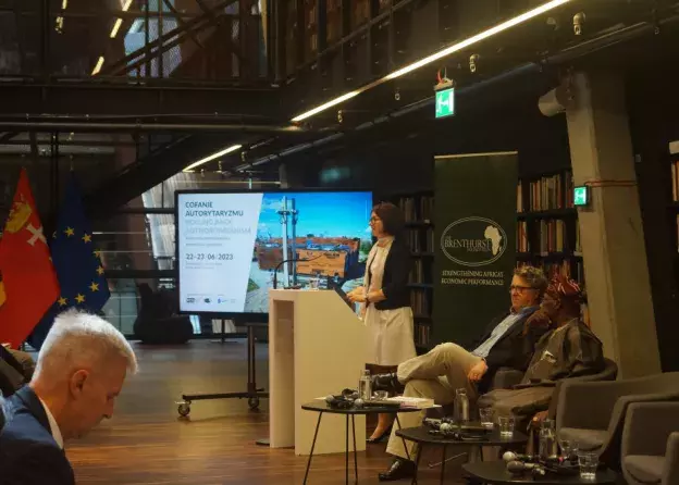 Cofanie autorytaryzmu. Relacja z konferencji