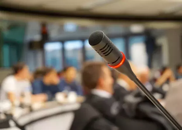 Zaproszenie na konferencję "Rewolucja cyfrowa i sztuczna inteligencja jako wyzwania dla…
