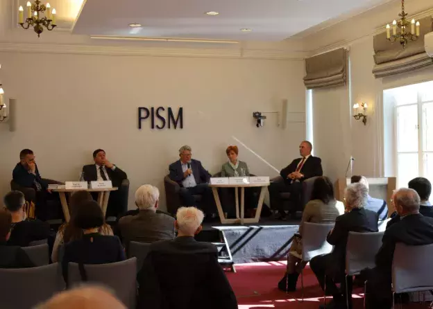 Prof. Jacek Tebinka w panelu dyskusyjnym  zokazji jubileuszowego 30. tomu serii wydawniczej Polskie…
