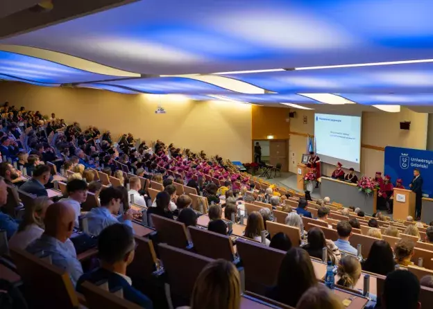 „Cieszmy się z tego, że jesteśmy tak wspaniałą wspólnotą” - inauguracja roku akademickiego 2024/…