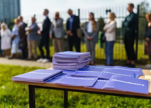 Relacja z wystawy Stolen Memory oraz konferencji PamięcioRzeczy