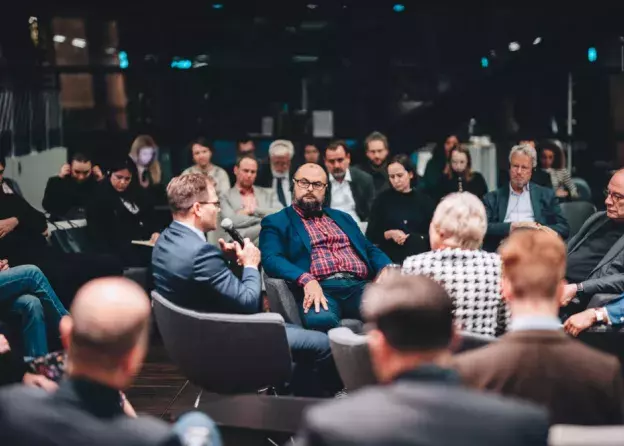 „Populizm karmi się naszym strachem” – Dyrektor Instytutu Politologii w dyskusji w ramach…