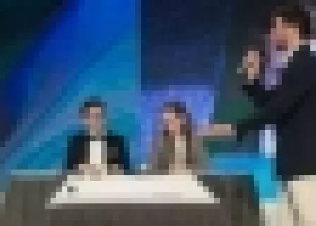 Debatę Oksfordzką: Czy należy pomagać frankowiczom ?