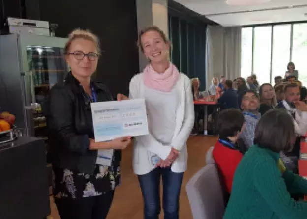 Nagroda dla mgr Magdaleny Iwanowskiej za najlepsze wystąpienie na XII Konferencji "Psychologia…