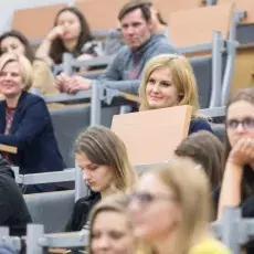 Spotkanie studentów z T. Sikorą