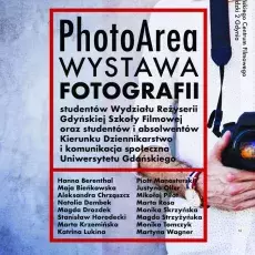 Plakta: mężczyzna z aparatem fotograficznym