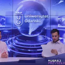 studenci podczas zajęć w studiu TV